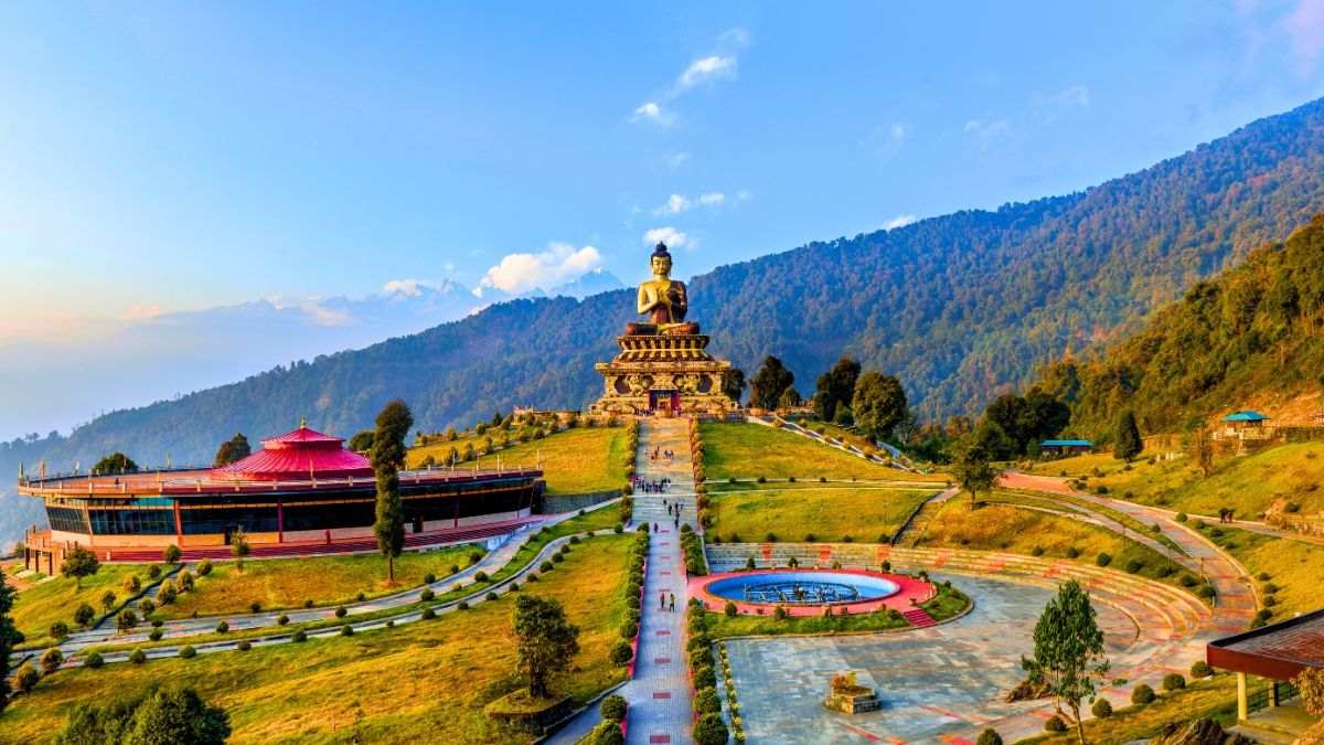 Sikkim Tour Packages 2025 Starting @ ₹17999 | Upto 40% OFF 24 Buddha park sikkim